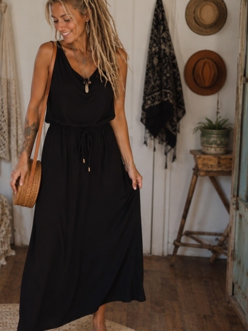 4/$15 Women's Black Sleeveless Maxi Dress with Drawstring Waist Sz M